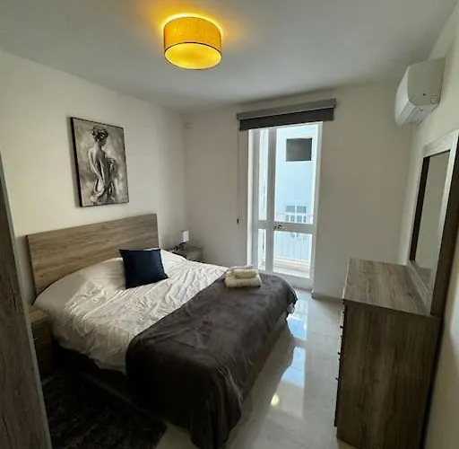 Starlight 2 Bedroom Apt In Gzira